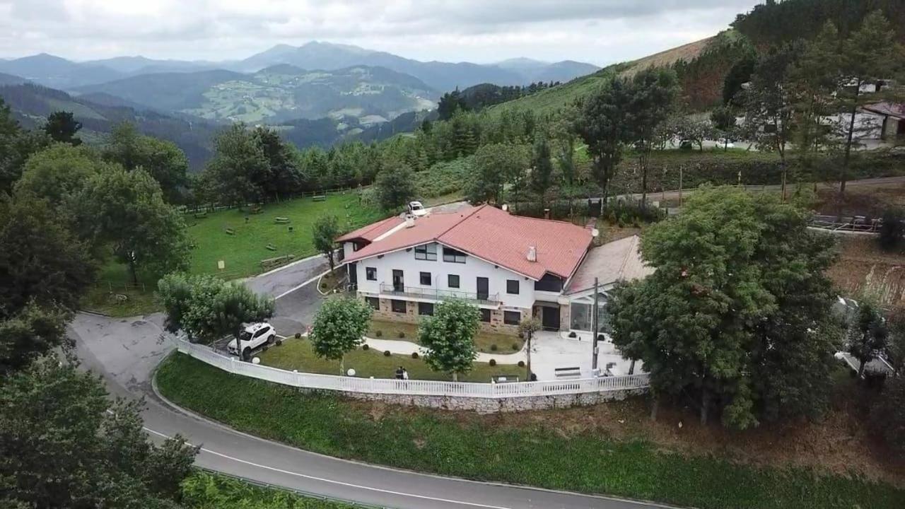Ixua Hotela Éibar Exterior foto